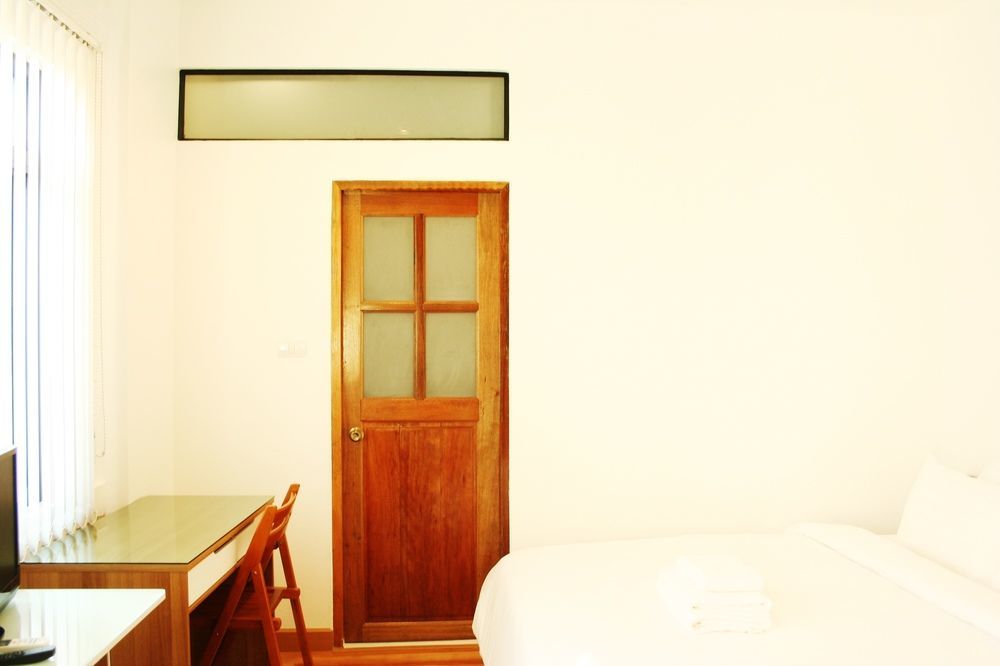 Plern Plern Bed And Bike Hotell Chiang Mai Exteriör bild